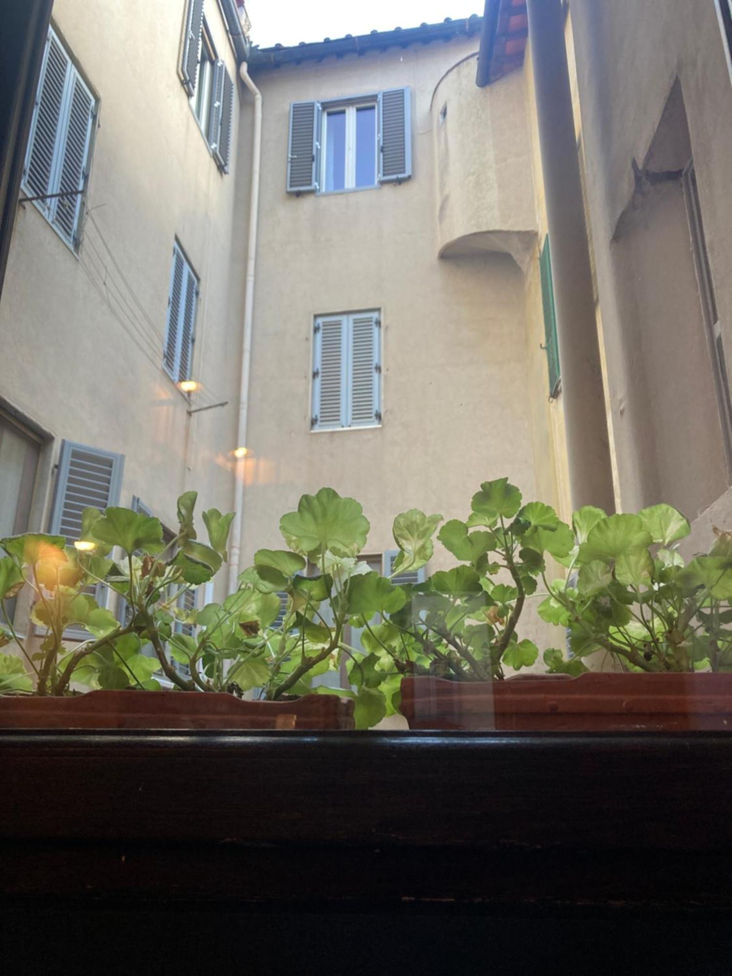 Duomo Suites Florencja Zewnętrze zdjęcie